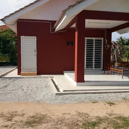 Homestay Azmi Zita Kuala Terengganu Zewnętrze zdjęcie