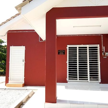 Homestay Azmi Zita Kuala Terengganu Zewnętrze zdjęcie